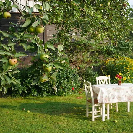 Holiday home Dom Miedzy Wisla A Kampinosem Leoncin